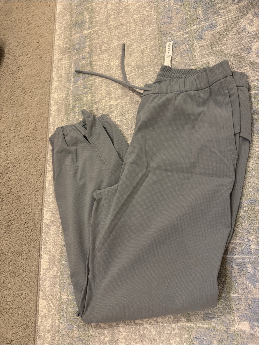 Lululemon women’s Gray Joggers